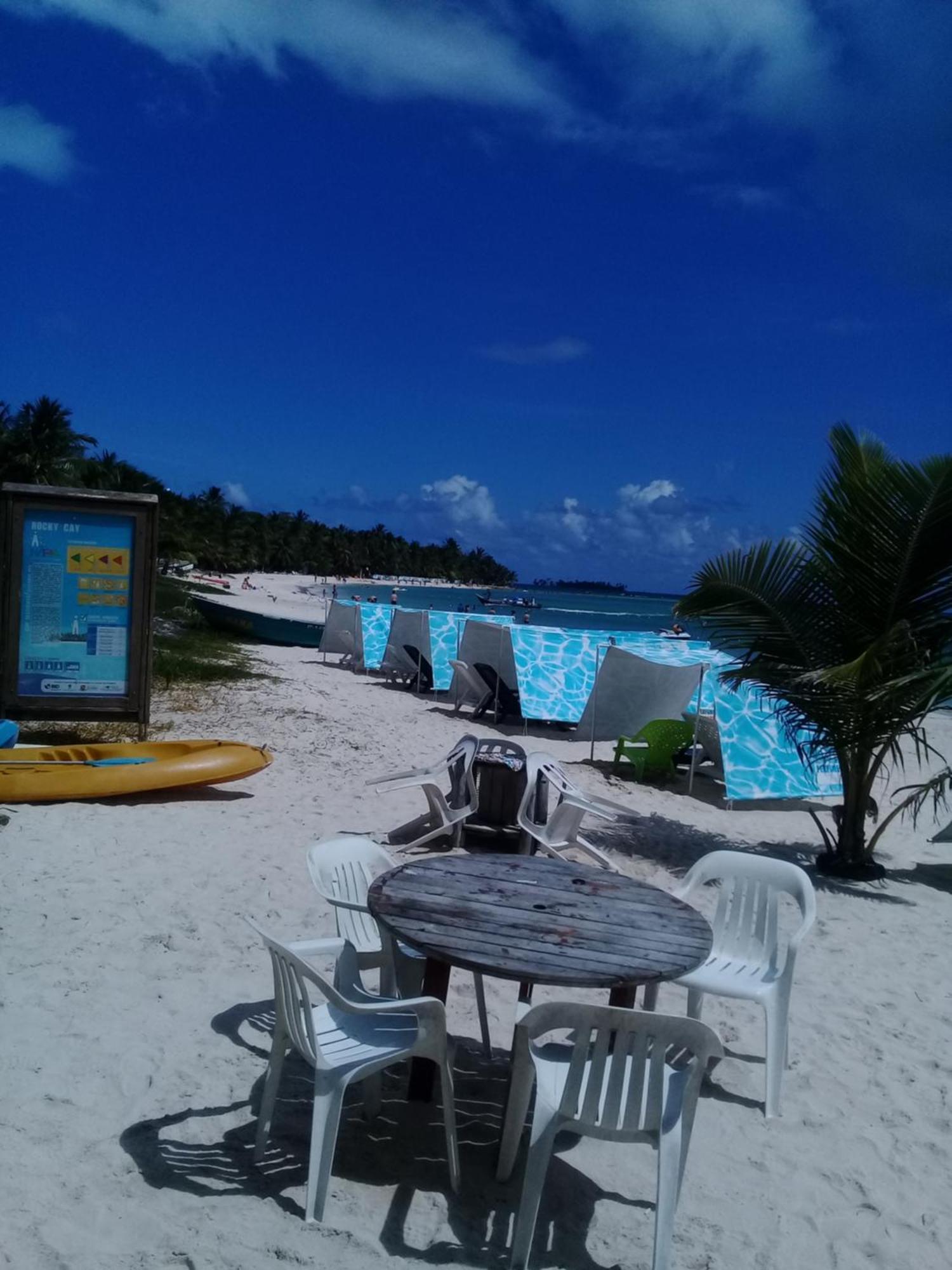 Victoria'S Gennie Bay Village Hostal San Andrés Buitenkant foto